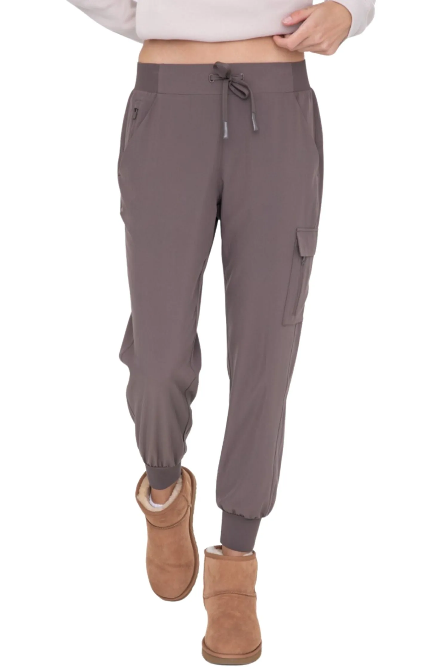 High-Waisted Capri Active Joggers with Pockets