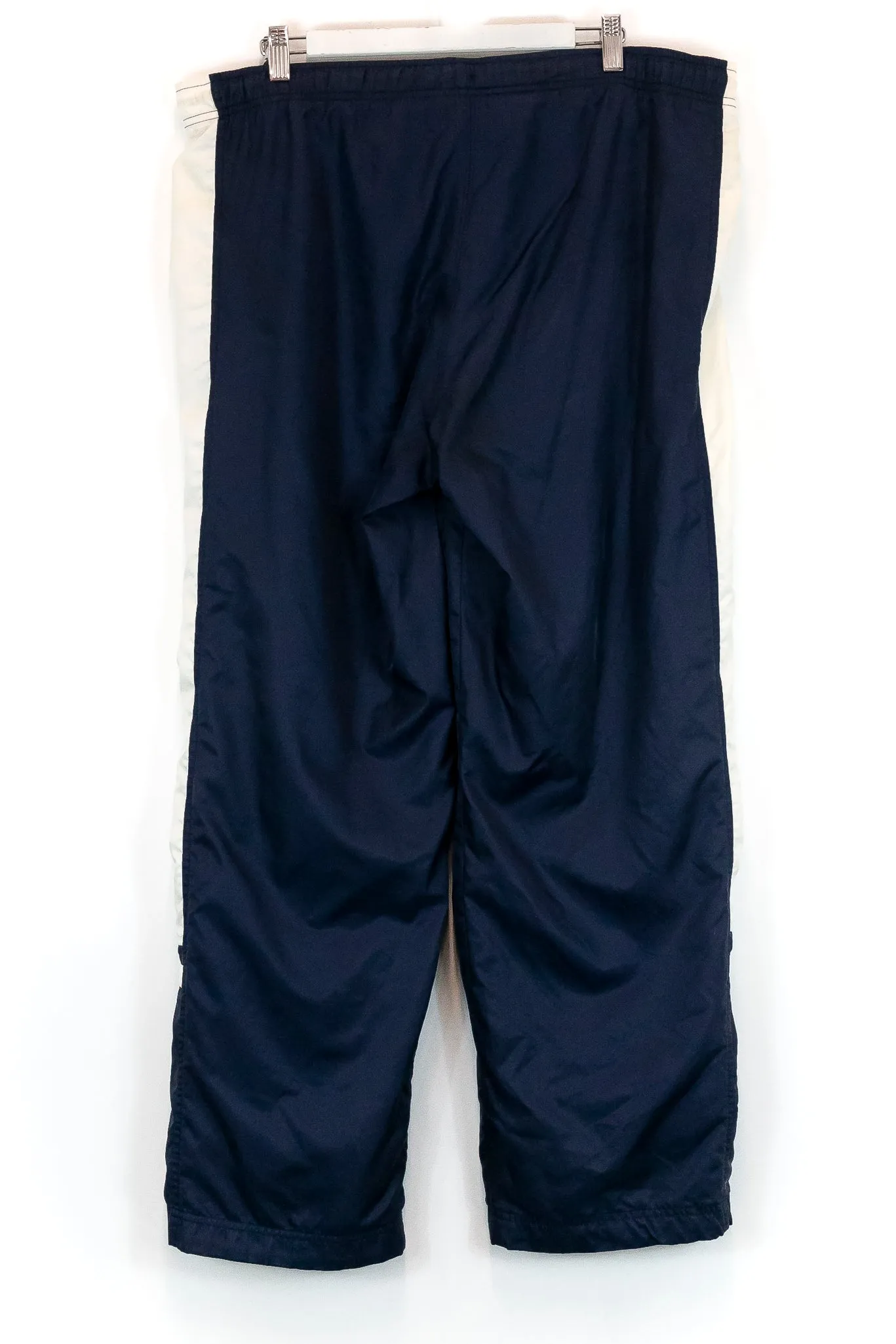 Vintage Nike 00’s Nylon track pants (XL)